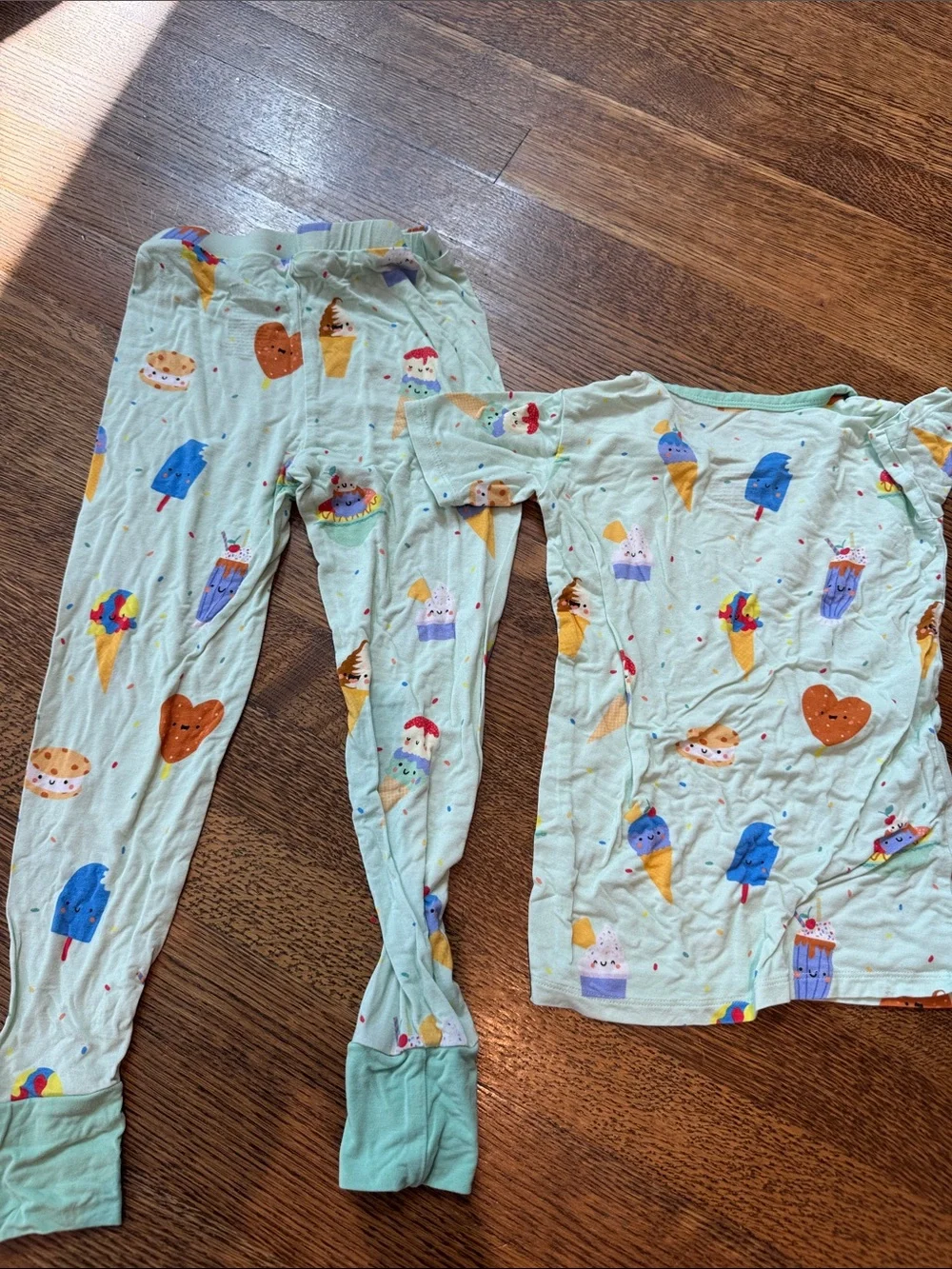 Kids Mint Ice Cream & Heart Print Pajama Set
